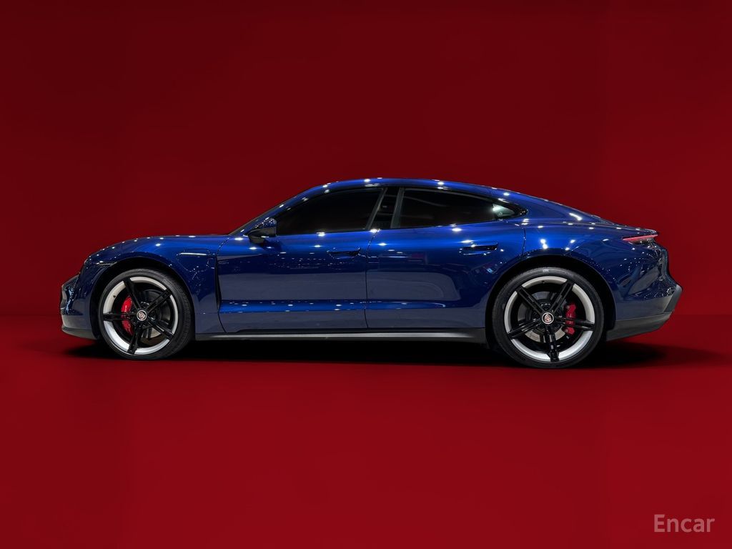 Porsche Taycan 4S
